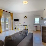 Apartamento & Laganini Sara *
