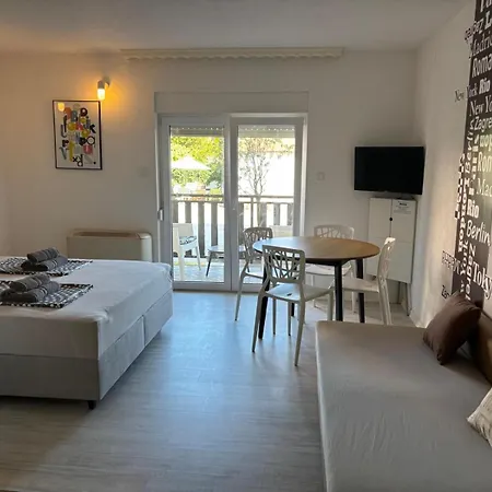 & Laganini Sara Zaton (Zadar)